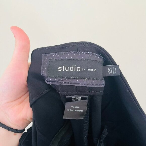 Torrid Studio Luxe Ponte Boot Cut Trousers in Black SZ 12 Short - Picture 6 of 8